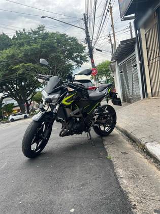 KAWASAKI Z400 